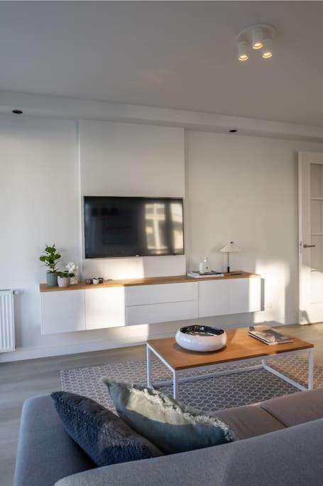 Home Away, Light And Bright Cadzand Kültér fotó